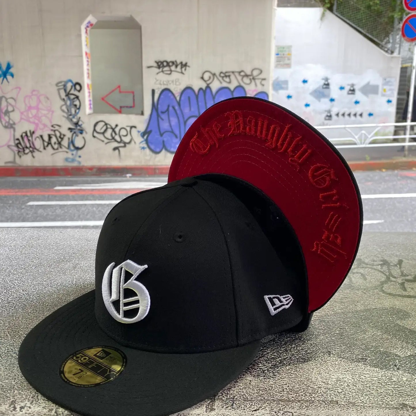 GLOOMY × NEW ERA collaboration cap